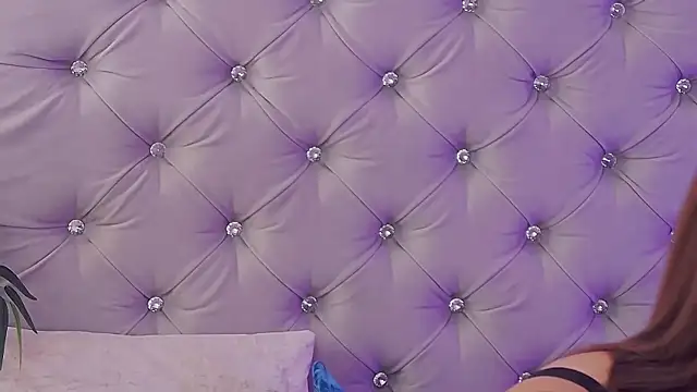 MeIisaLove online show from September 17, 8:21 pm