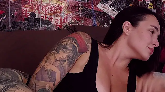 Snapshot of MeIisaLove chatting on July 12, 7:05 pm MeIisaLove online show from July 12, 7:05 pm