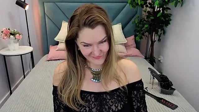 Adele Russo online show from March 7, 4:48 pm