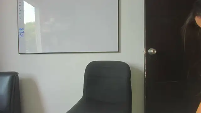 squirttati33 online show from October 27, 4:44 pm