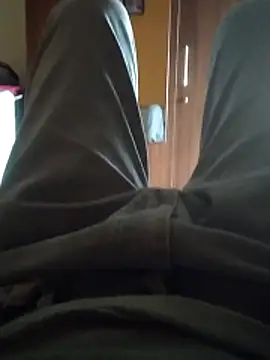 Snapshot of it_suhorney chatting on November 8, 11:21 am it suhorney online show from November 8, 11:21 am