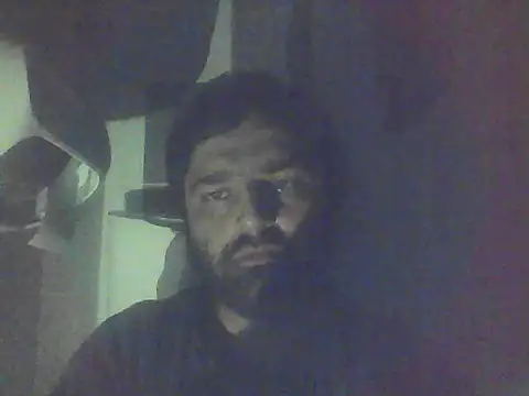 Snapshot of JohnBond009 chatting on June 22, 9:12 pm JohnBond009 online show from June 22, 9:12 pm