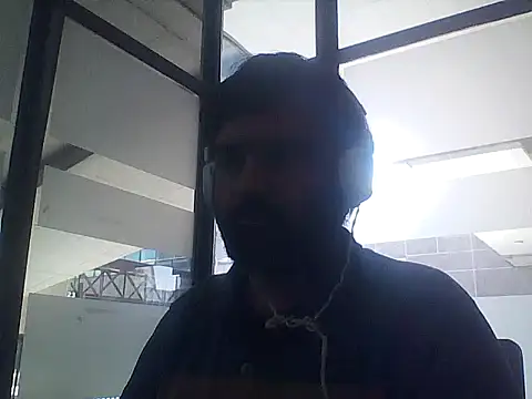 Snapshot of JohnBond009 chatting on July 10, 10:07 am JohnBond009 online show from July 10, 10:07 am
