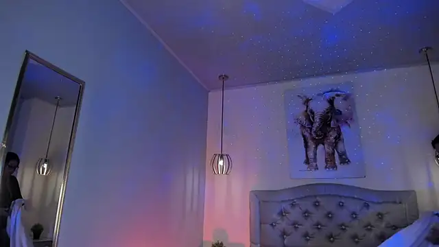 ayshel   online show from March 30, 8:15 am