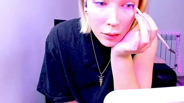 dollmore online show from November 29, 2:58 am