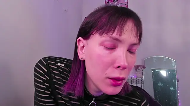 dollmore online show from March 4, 8:42 am