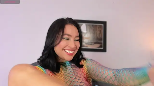 valerycolins online show from April 13, 3:01 am