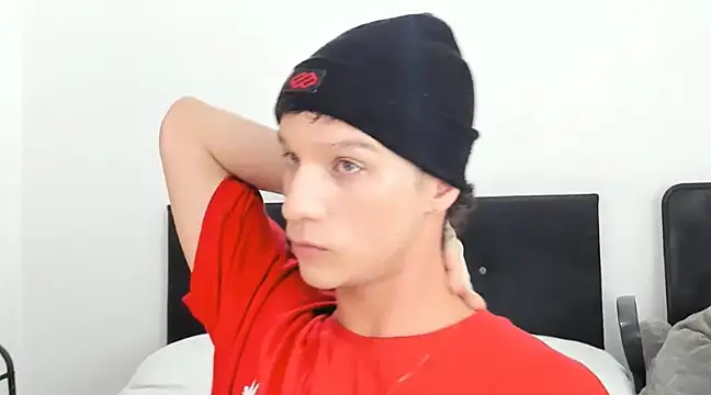 Snapshot of angelcortes chatting on January 3, 11:14 am angelcortes online show from January 3, 11:14 am