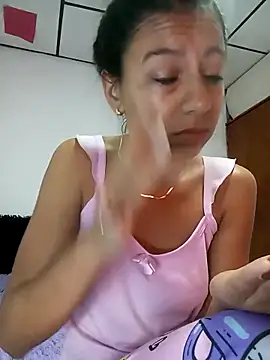 Snapshot of Tammyforever chatting on May 7, 11:15 am Tammyforever online show from May 7, 11:15 am