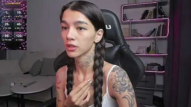 vinkitinkii online show from January 13, 6:49 am