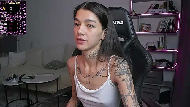 vinkitinkii online show from January 19, 9:55 am