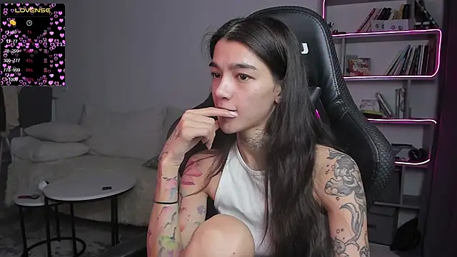 vinkitinkii online show from January 29, 10:05 am