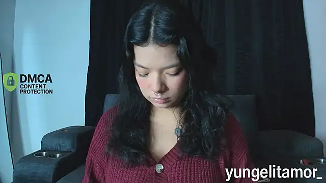 yungelitamor  online show from February 2, 4:44 am