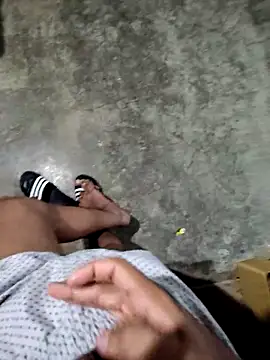 Alyfer23 online show from April 2, 5:38 am