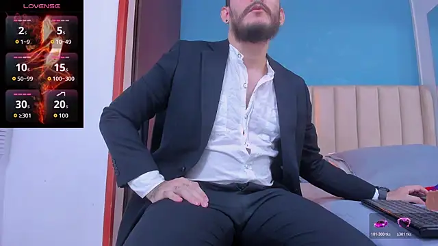 jeanpiere  online show from November 29, 10:35 pm