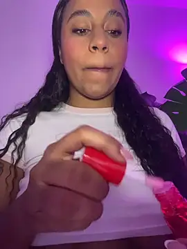 charlotteeruss online show from February 18, 7:59 am