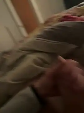 Snapshot of ilfregnoo chatting on January 10, 8:59 pm ilfregnoo online show from January 10, 8:59 pm