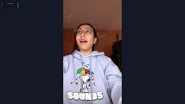 emma rouse69 online show from November 18, 4:44 pm