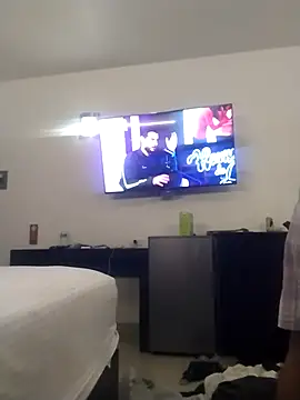 Renooo04 online show from February 18, 7:48 am