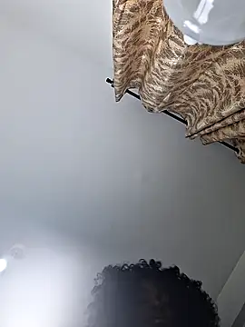 hornycreamybabe online show from September 24, 12:30 pm