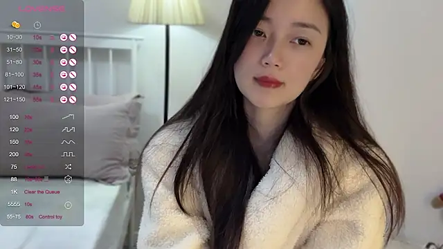 Snapshot of A-xena chatting on February 15, 2:26 am A-xena online show from February 15, 2:26 am