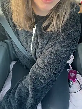 PetiteAngel666 online show from March 22, 5:05 pm