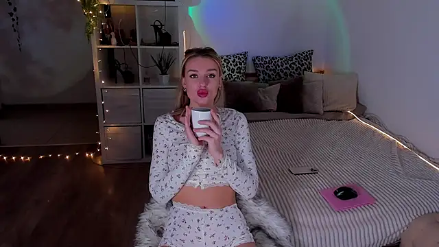 MissLovex online show from February 28, 3:48 am