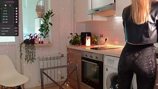 MissLovex online show from February 12, 8:42 am