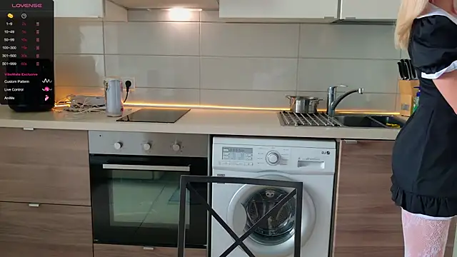 MissLovex online show from April 14, 10:32 am