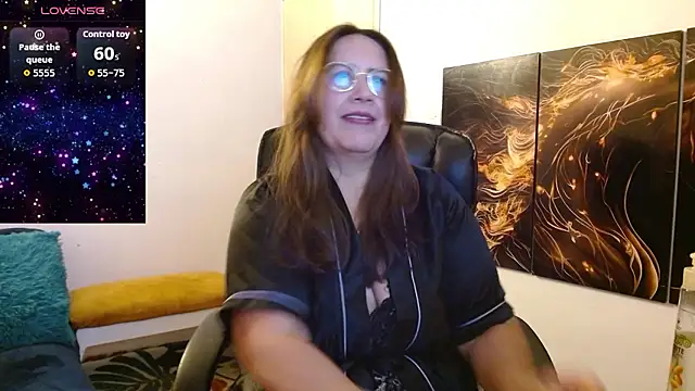 amalia brunette online show from February 16, 11:23 pm