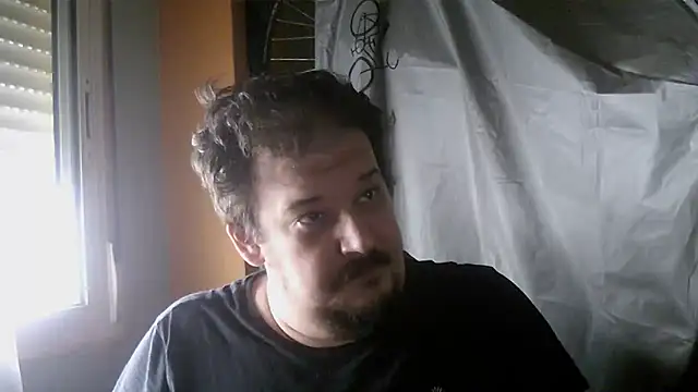 porkorossy online show from October 8, 7:39 am