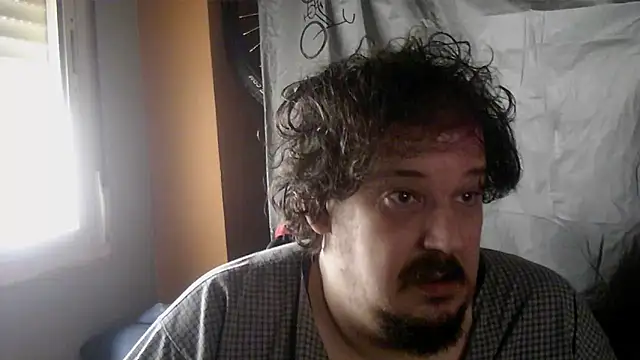 porkorossy online show from March 4, 8:53 am