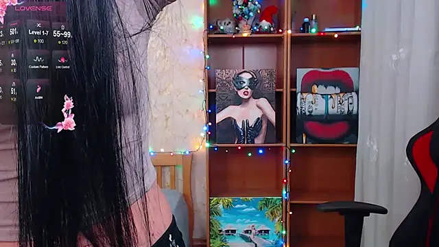 JuicyJess online show from December 3, 8:29 pm