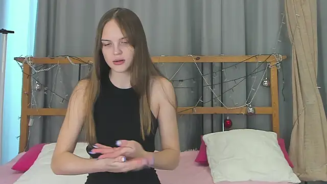 little radiant sun online show from February 7, 9:37 am