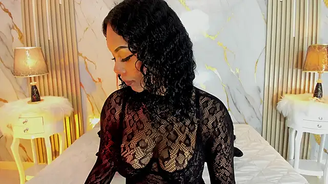 BeckyRusso online show from November 19, 1:11 pm