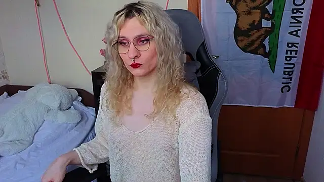 Lori Myaf online show from March 5, 2:24 pm