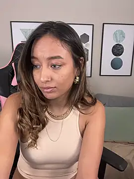 Snapshot of DianaHopson chatting on March 4, 1:49 pm DianaHopson online show from March 4, 1:49 pm