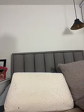 DianaHopson online show from December 20, 10:33 am