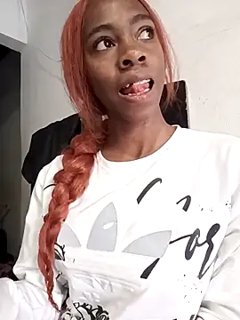 Shanelle   online show from October 27, 3:16 pm