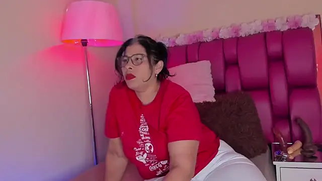 desire matture online show from January 10, 7:43 pm