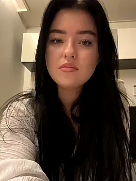 Angela Fosterr online show from November 7, 6:08 pm