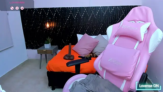 tammy lynn69 online show from March 3, 9:15 pm