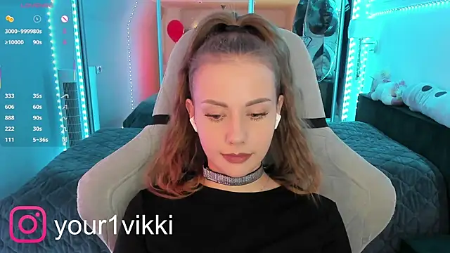 Snapshot of Vikki_Cheese chatting on February 28, 2:53 am Vikki Cheese online show from February 28, 2:53 am