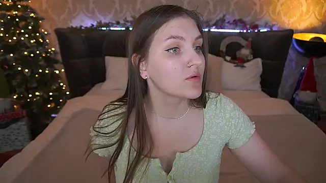 EmmyCharmm online show from December 25, 9:56 am