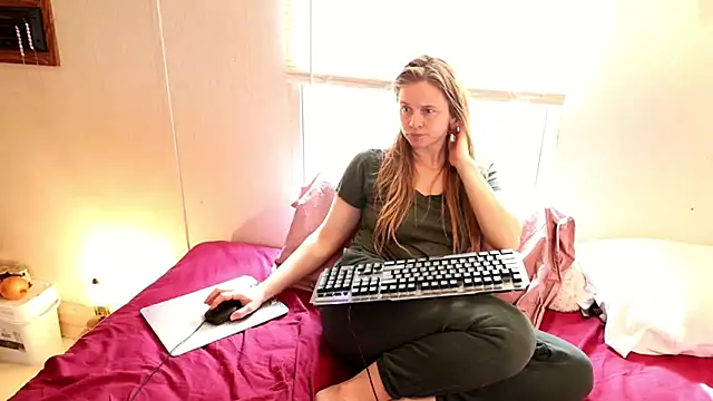 xxpixeyxx online show from March 6, 3:41 pm