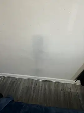 demonslayerr999 online show from December 21, 6:12 pm