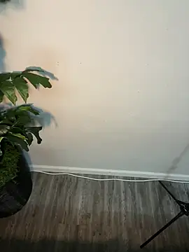 demonslayerr999 online show from March 21, 6:05 am