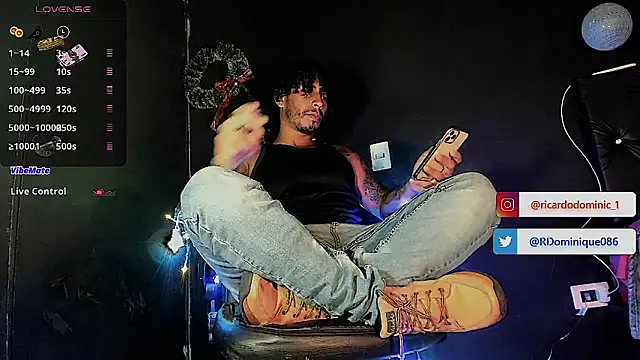 FuckHardlove online show from December 16, 6:02 pm