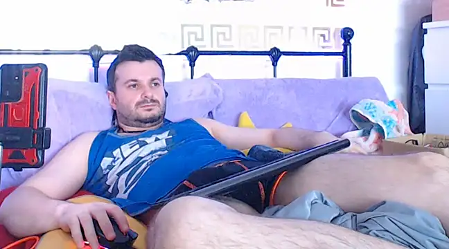 Snapshot of erotico69xxx chatting on January 17, 12:20 am erotico69xxx online show from January 17, 12:20 am