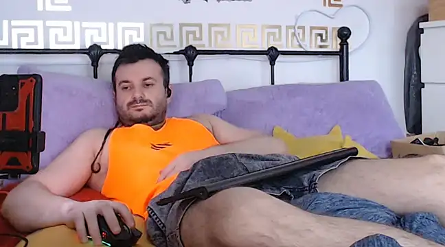 Snapshot of erotico69xxx chatting on January 18, 10:39 am erotico69xxx online show from January 18, 10:39 am